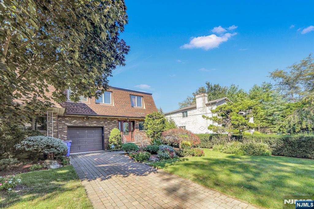 125 Hickory Avenue A