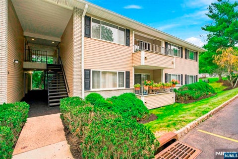 Photo of 50 Lindsley Road #21, Cedar Grove, NJ 07009 (MLS # 26035149)