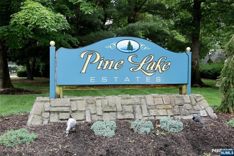 Photo of 30 Reagan Way #530A, Twp of Washington, NJ 07676 (MLS # 26023350)
