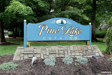 Photo of 30 Reagan Way #530A, Twp of Washington, NJ 07676 (MLS # 26023350)