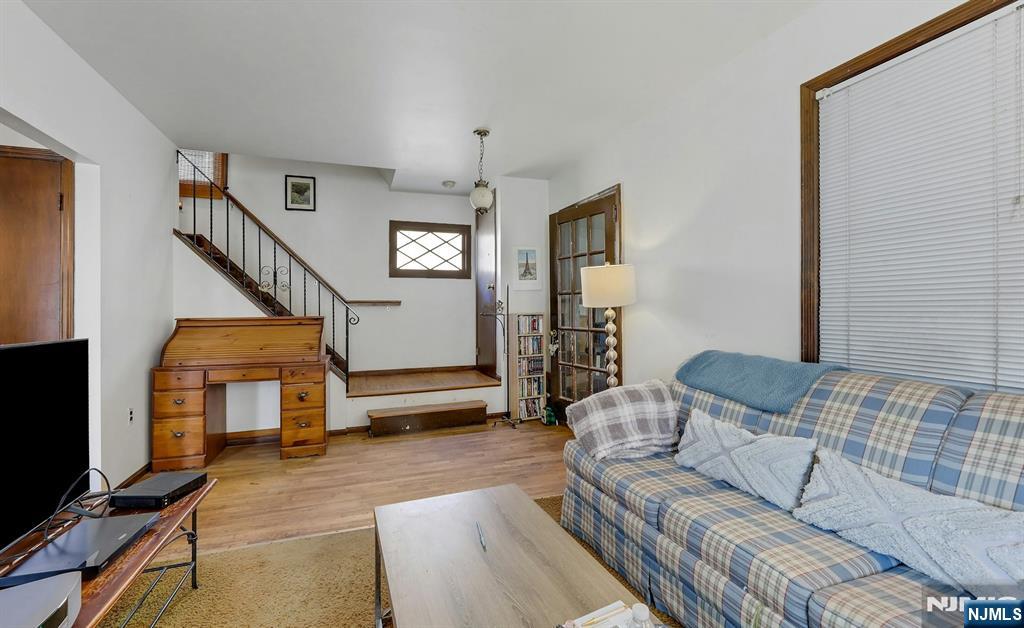 116 Hillside Avenue