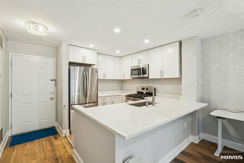 403 Hancock Court 403