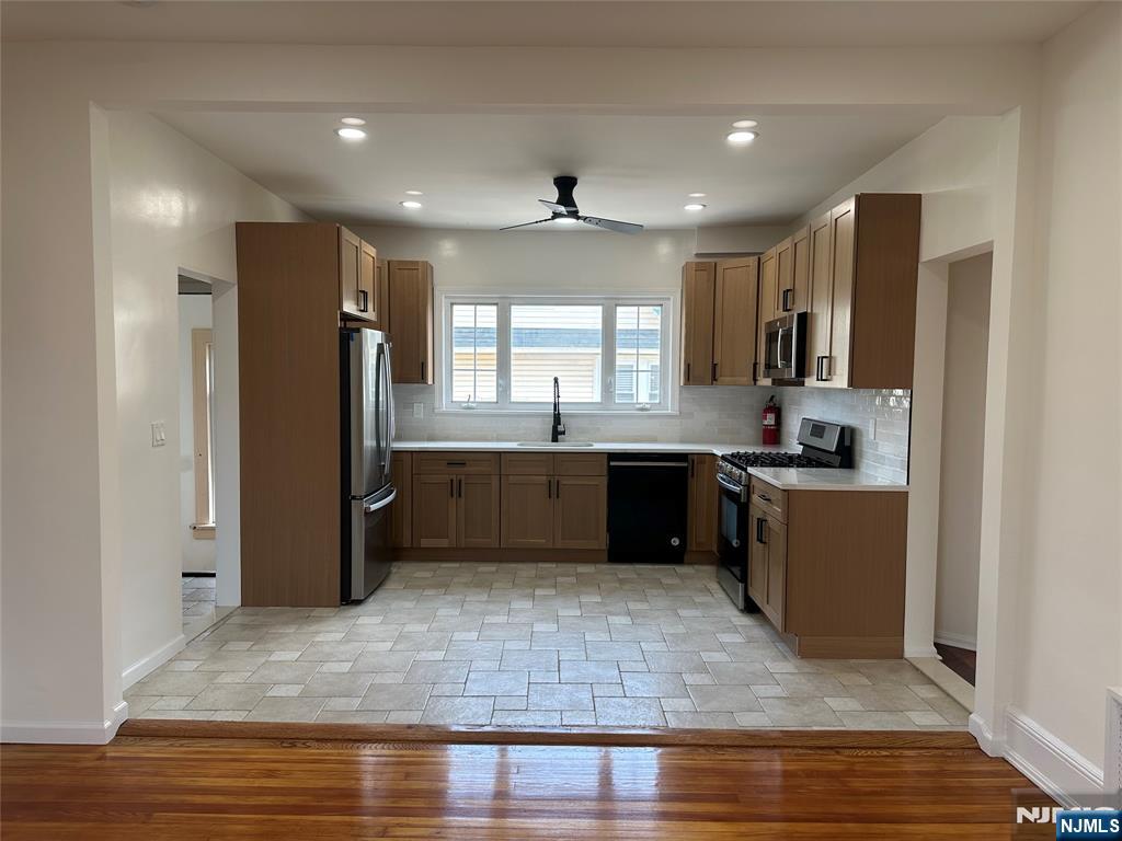 19 1st Street