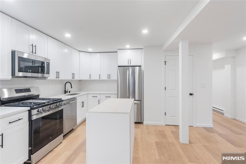 Photo of 311 61st Street, West New York, NJ 07093 (MLS # 25041739)