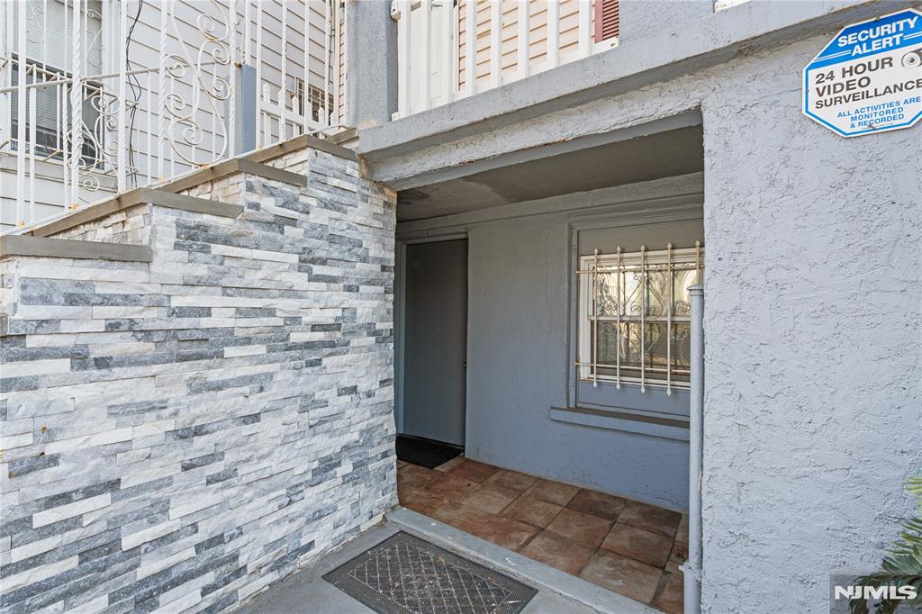 1010 Paterson Plk