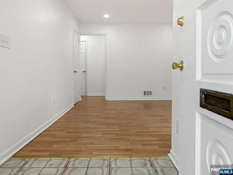 Photo of 168 County Rd, Cresskill, NJ 07626 (MLS # 26019435)