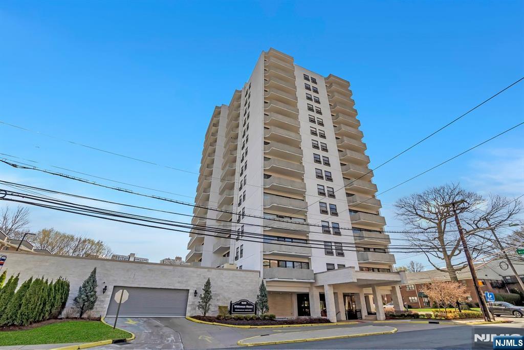 1600 Center Avenue 14D, Fort Lee, New Jersey - 1 Bedrooms  
1 Bathrooms - 