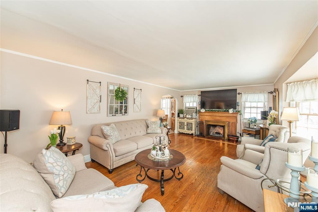 Photo of 207 Westville Avenue, West Caldwell, NJ 07006 (MLS # 26005730)