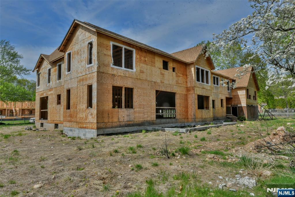 53 Feldman Court