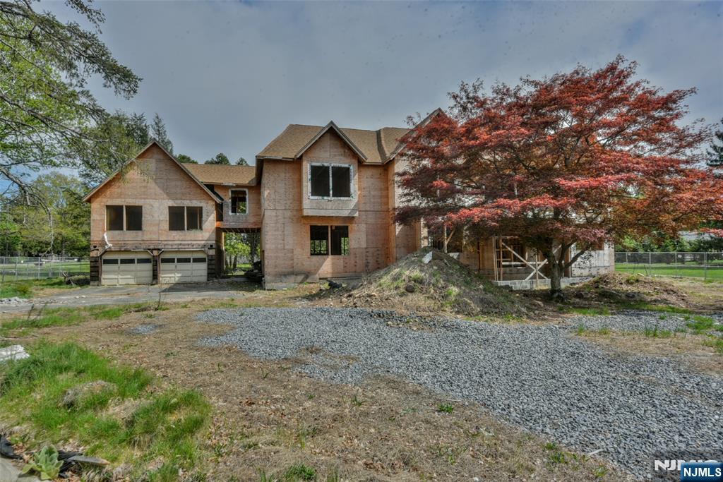 53 Feldman Court