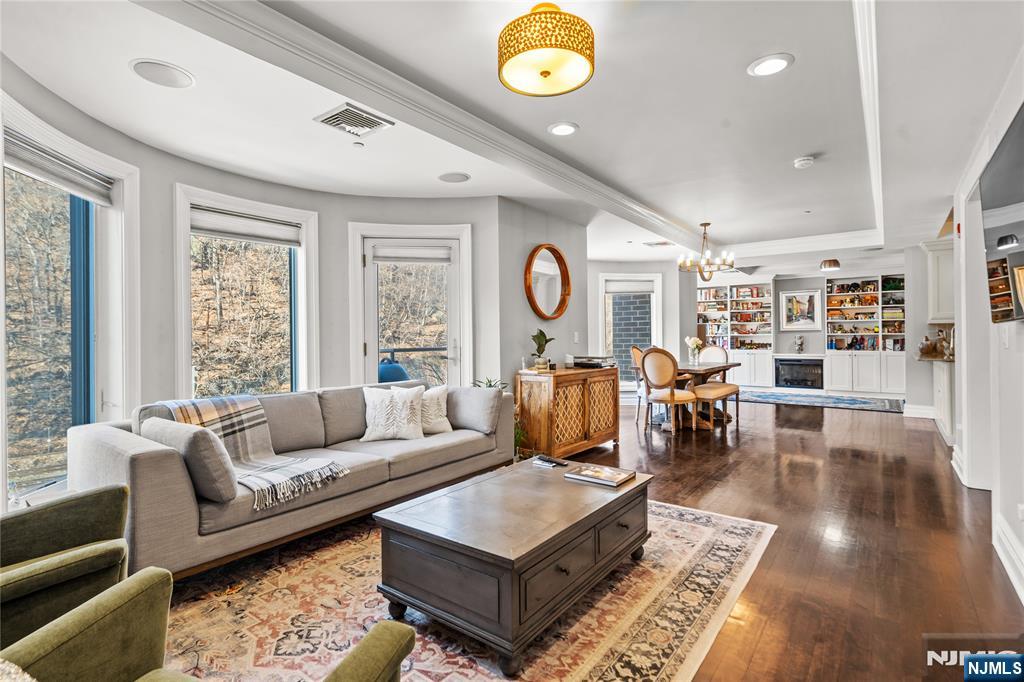 Property for Sale at 33 Cambridge Way, Weehawken, New Jersey - Bedrooms: 3 
Bathrooms: 3  - $1,299,000