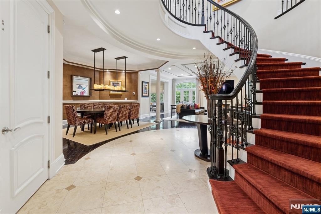 511 Bellaire Drive