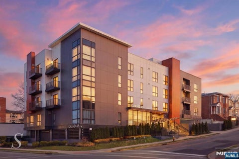 Photo of 48 Grand AVE #307, Palisades Park, NJ 07650 (MLS # 26024684)