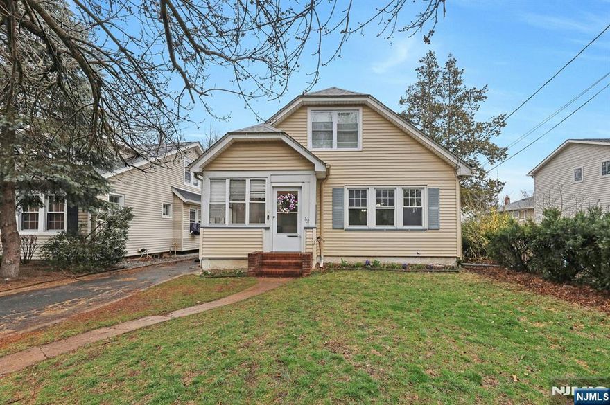 Great location & neighborhood ! Newly updated bathrooms ! This 3-bedroom cape has been beautifully updated and maintained. A charming 3-season sunroom welcomes you home as you enter the living room. The formal dining room boasts gleaming hardwood floors, leading to a beautiful open kitchen. Two good-sized bedrooms and an updated full bath complete on first level. Upstairs you find a large master bedroom, sitting room, bathroom and storage area. Upgraded the basement is freshly painted with tons of storage and a newer laundry. The homeowners have also generously just installed a brand new furnace (2025) for its next owners. The location can't be beat - this is very close to New York City transportation, houses of worship, shopping, and schools in a good school system. Must See !!!