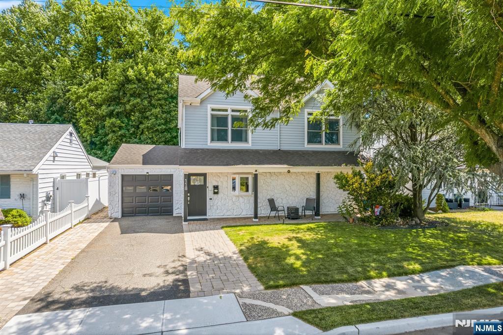 118 Howard Avenue