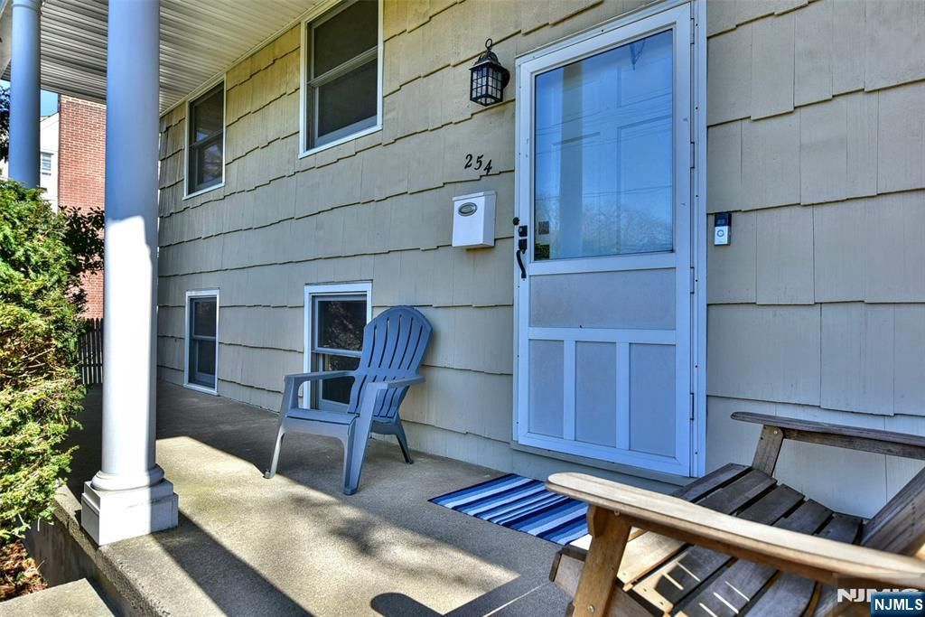 Photo of 254 Godwin Avenue, Wyckoff, NJ 07481 (MLS # 25042764)