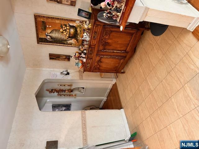 1-22 Banta Place