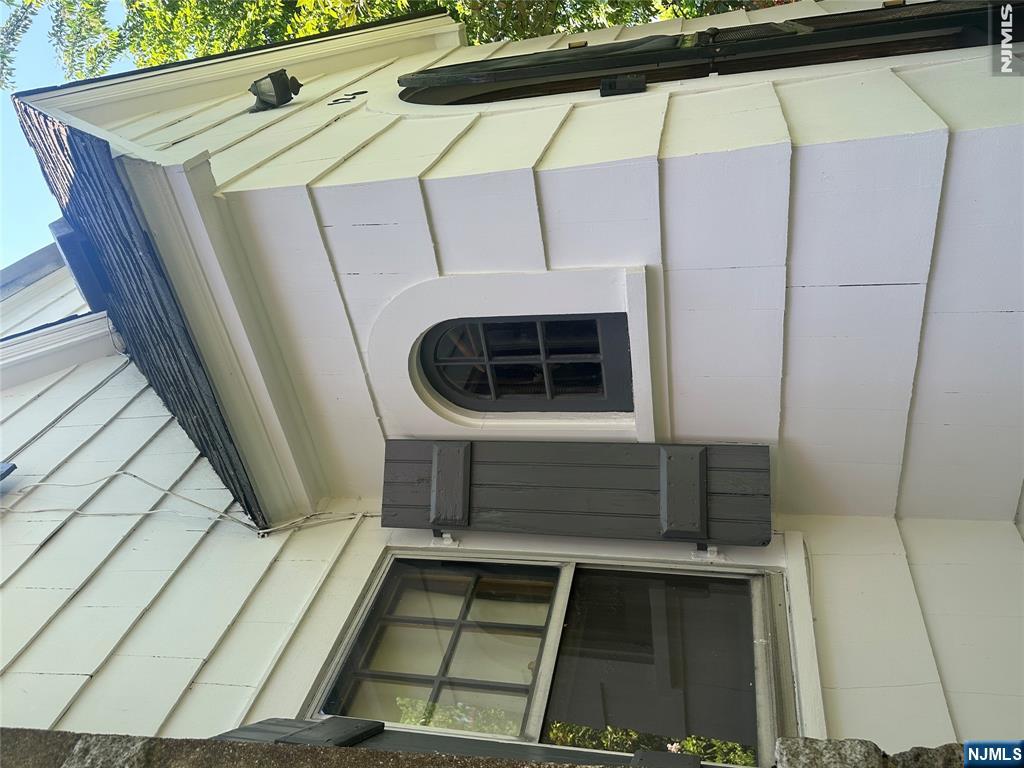 128 Meisel Avenue