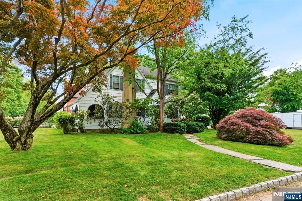 128 Meisel Avenue