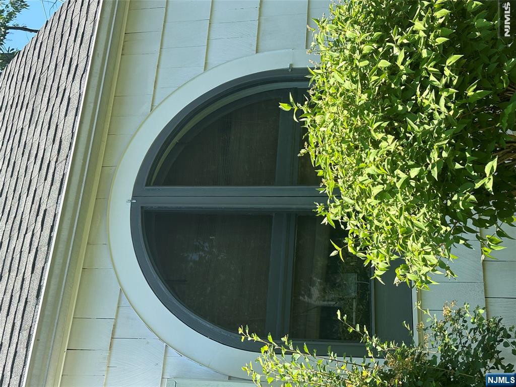 128 Meisel Avenue