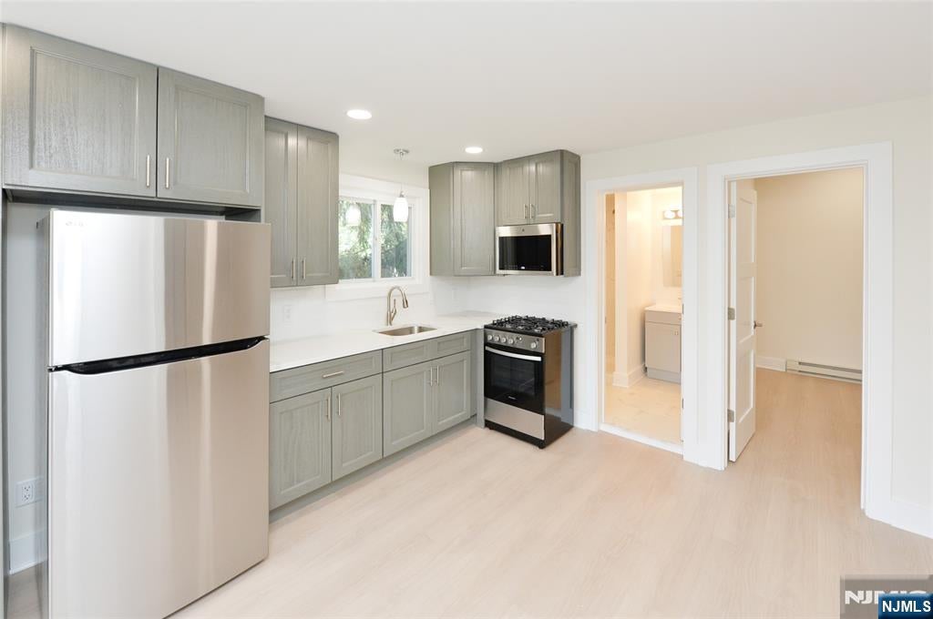 255 Rea Avenue 6