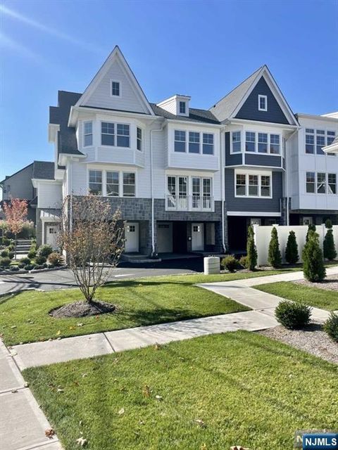 Photo of 100 Schraalenburgh Rd #96, Harrington Park, NJ 07640 (MLS # 26009714)