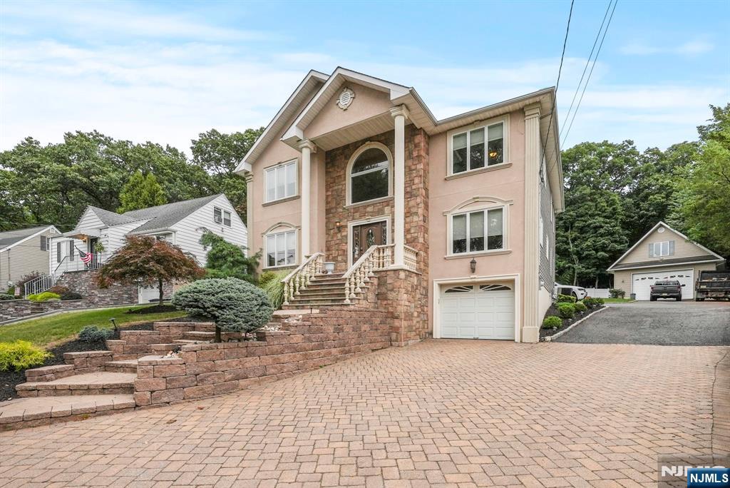 142 Highview Drive