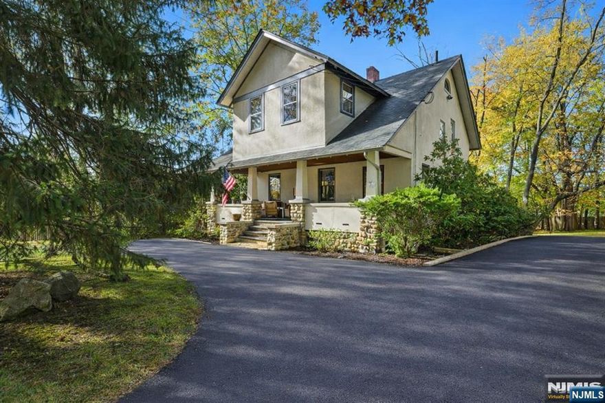 Charming 2-bedroom, 1 full bath second-floor unit in a well-maintained two-family home in desirable Park Ridge, NJ. This bright and inviting residence features an updated kitchen with an open layout that flows into the living area, creating a comfortable space for everyday living. Both bedrooms are well-sized with abundant natural light and generous closet space. The full bathroom is fully updated with modern finishes and fixtures. Conveniently located near shopping, dining, parks, schools, and NYC transportation, this home provides comfort, functionality, and an excellent location for todayâ€™s lifestyle.