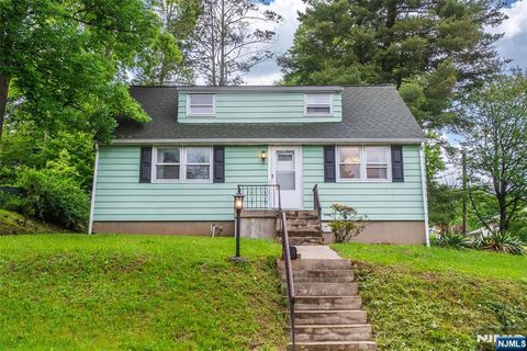 33 Lorelei Road West Orange NJ 07052