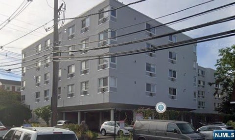 Photo of 333 Grand Ave #2P, Palisades Park, NJ 07650 (MLS # 26034695)