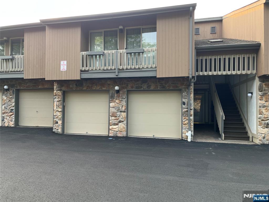 Property for Sale at 22 Meyer Court 1622, West Orange, New Jersey - Bedrooms: 1 
Bathrooms: 2  - $424,900