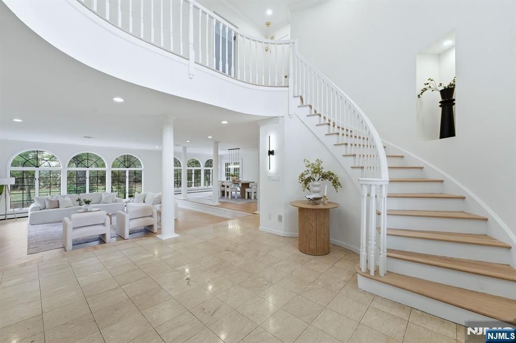 Photo of 921 Franklin Lake Road, Franklin Lakes, NJ 07417 (MLS # 26001450)