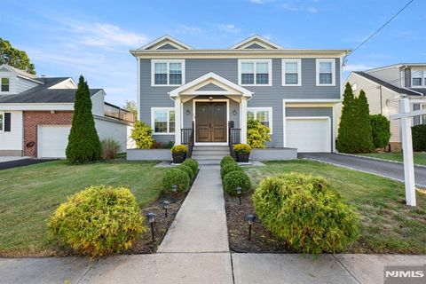 19 Schlosser Drive Rochelle Park NJ 07662