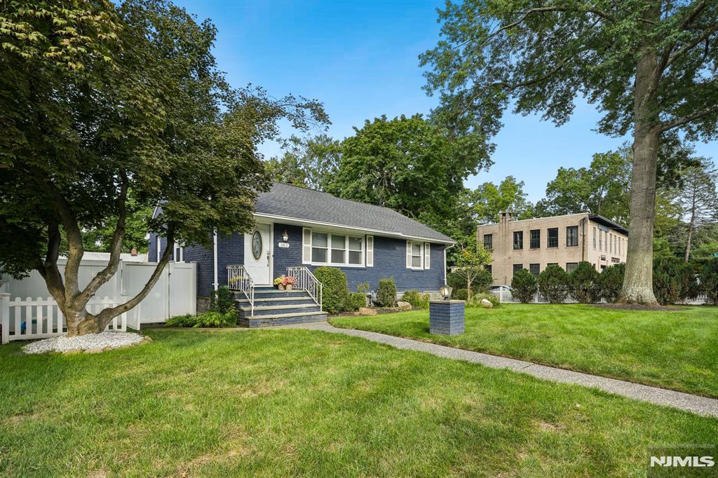 383 Closter Dock Road