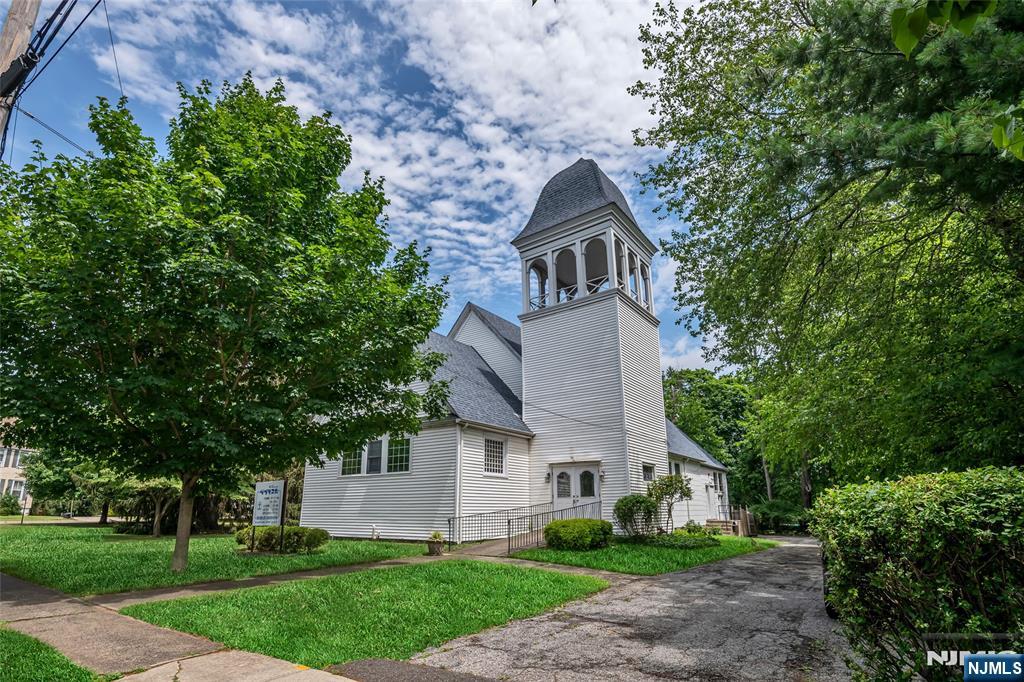 283 Harrington Avenue