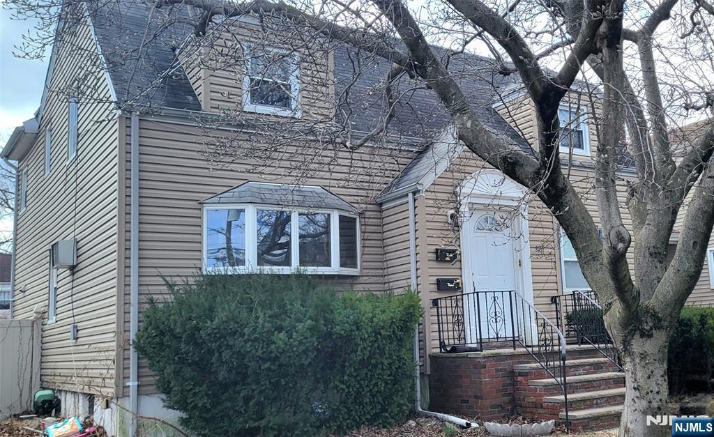 Property for Sale at 125127 Canterbury Avenue, North Arlington, New Jersey - Bedrooms: 4 
Bathrooms: 3 
Rooms: 11  - $625,000