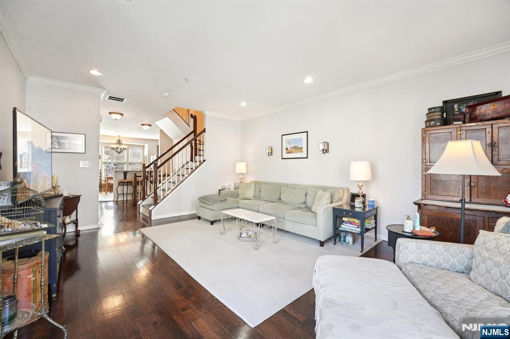 428 Newburgh Court 428