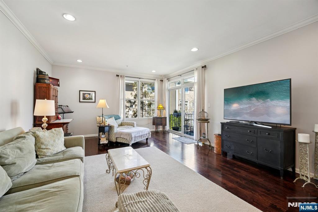 428 Newburgh Court 428