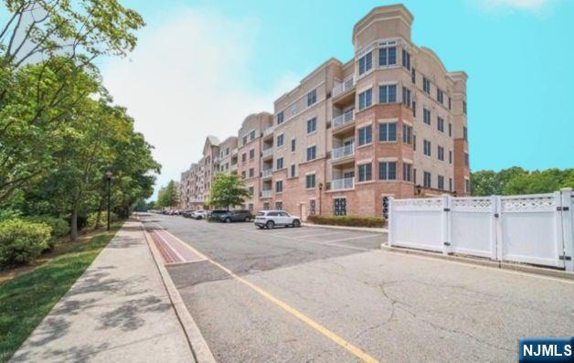 2205 Windsor Park Court 205