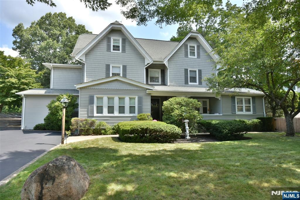 80 Washington Place