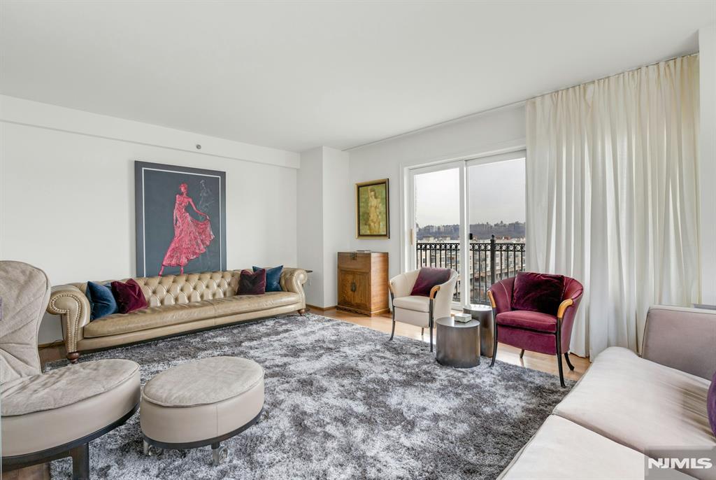 Homes for Sale in Northern NJ | ThisIsRiverEdge.com 3219 City Place