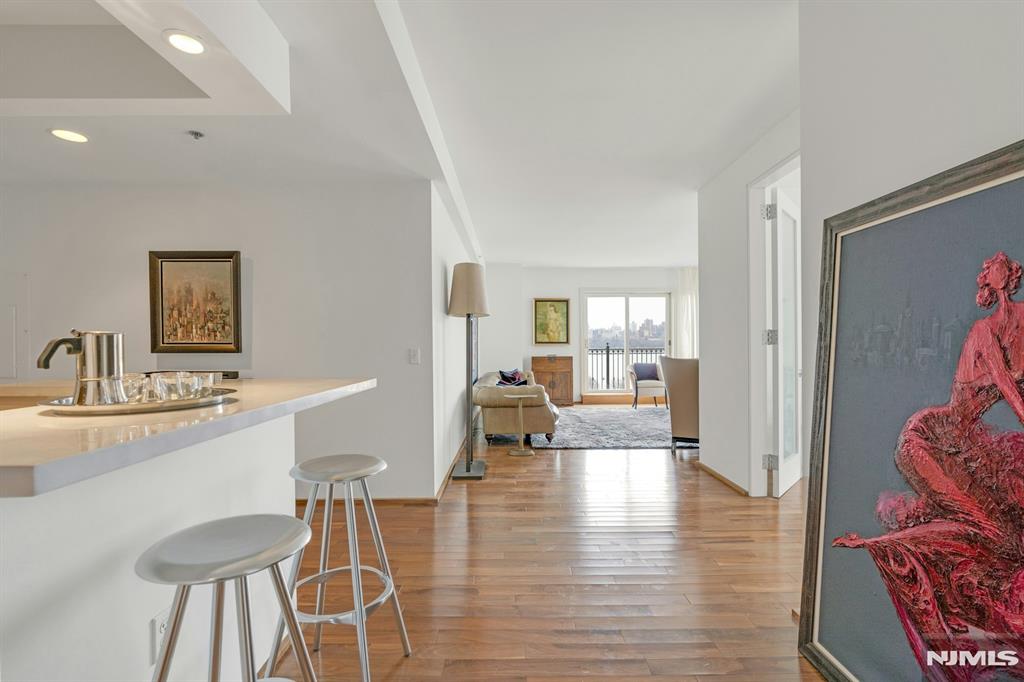 Homes for Sale in Northern NJ | ThisIsRiverEdge.com 3219 City Place