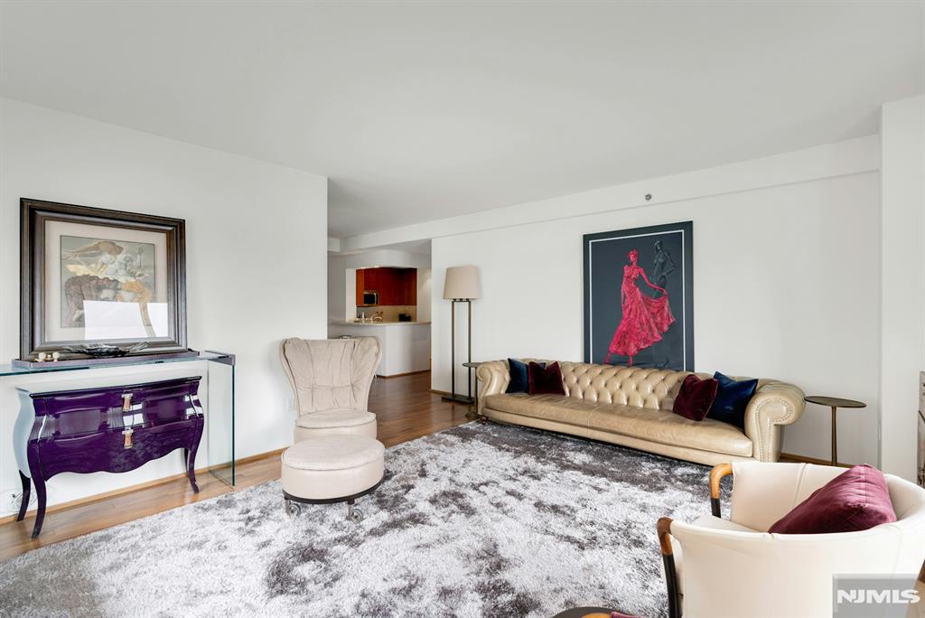 Homes for Sale in Northern NJ | ThisIsRiverEdge.com 3219 City Place