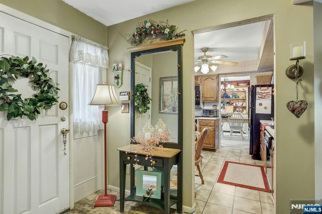 400 River Oaks Drive