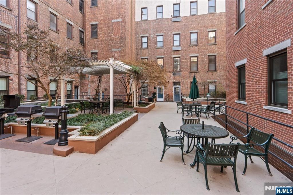 187 Wayne Street 311C