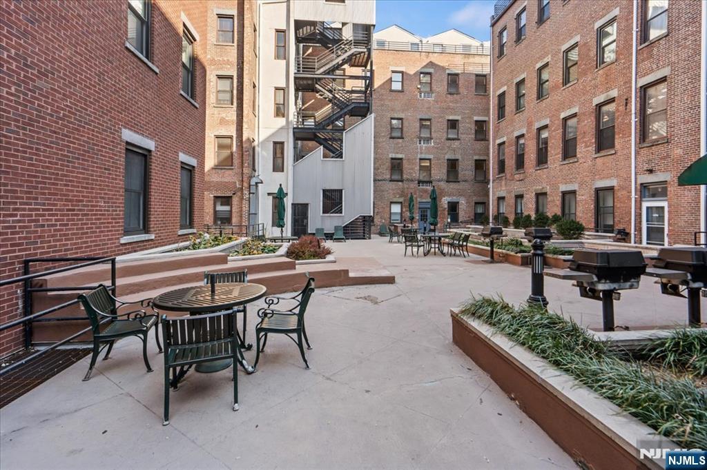 187 Wayne Street 311C
