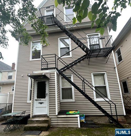 17 48th Street