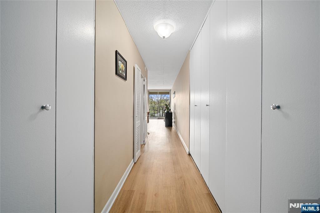 6 Horizon Road 206