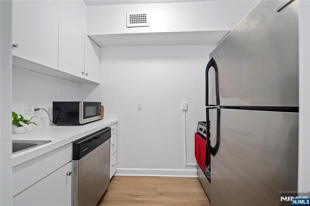 6 Horizon Road 206