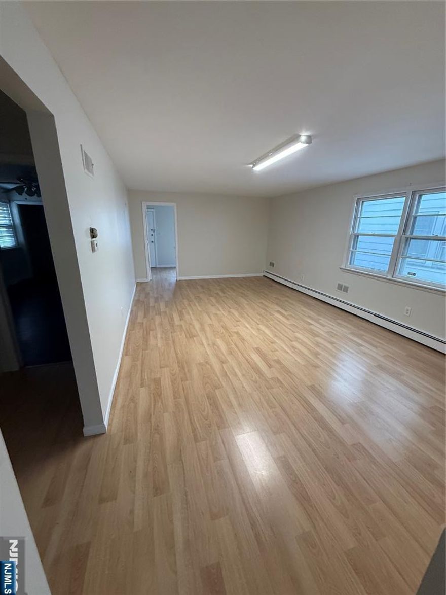 WELCOME TO THIS FIRST FLOOR THREE BEDROOM APARTMENT. SPACIOUS BEDROOMS AND LIVING ROOM. CLOSE TO ALL MAJOR TRANSPORTATION.